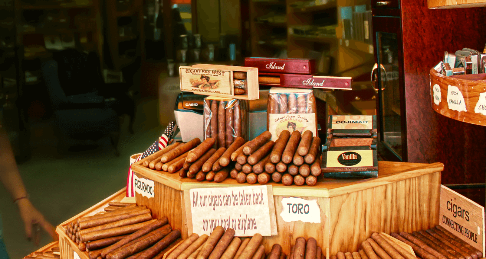 CigarsStand