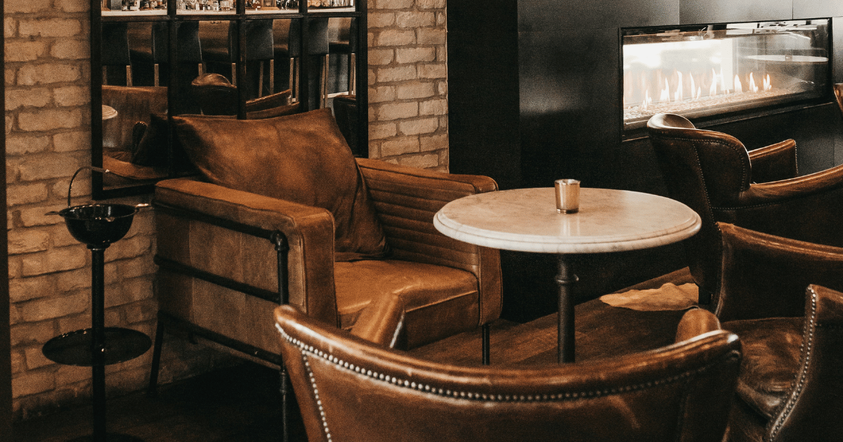 Cigar Lounge Etiquette: What Every Owner Should Teach Staff