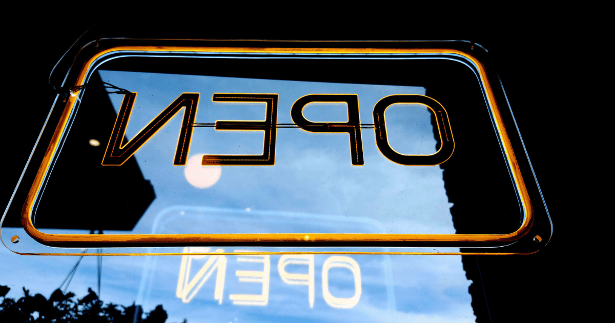 How Much Does It Cost To Open a Smoke Shop? A 7-Step Breakdown