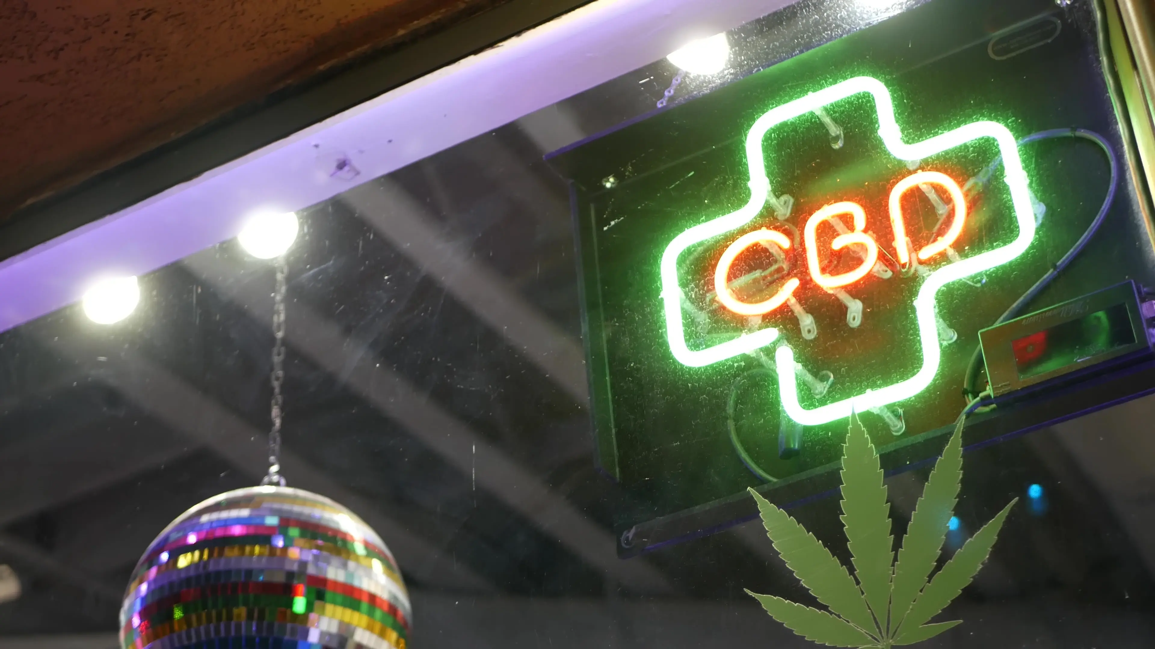 How To Sell CBD: 6 Essential Tips